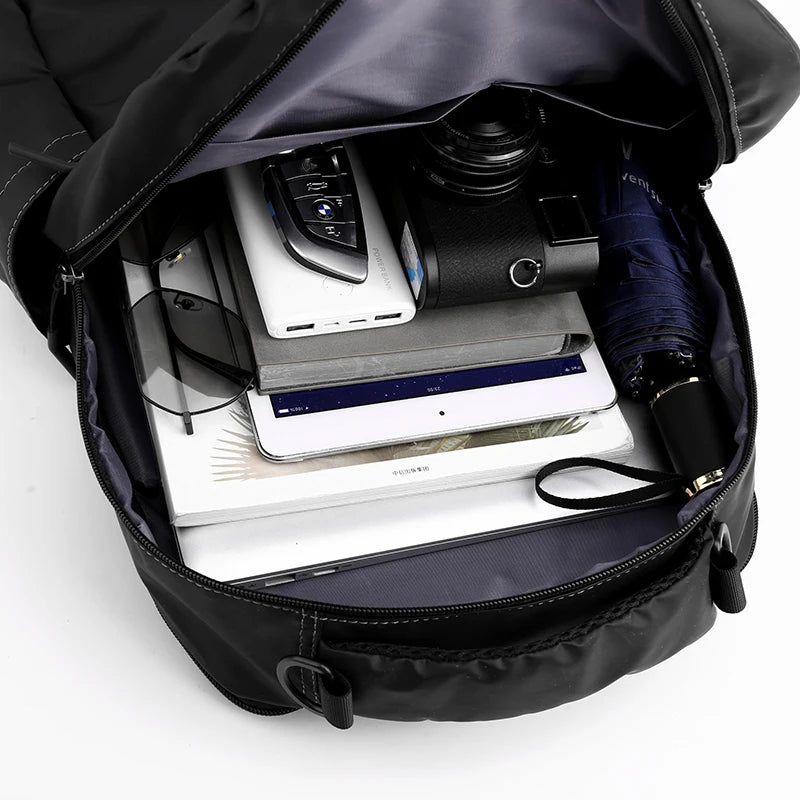 Mochila para portátil atemporal EMERALD con compartimentos